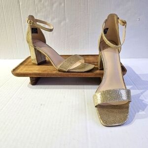 Jones New York gold sparkle sandals block heel size 10 ankle strap open toe NWOT